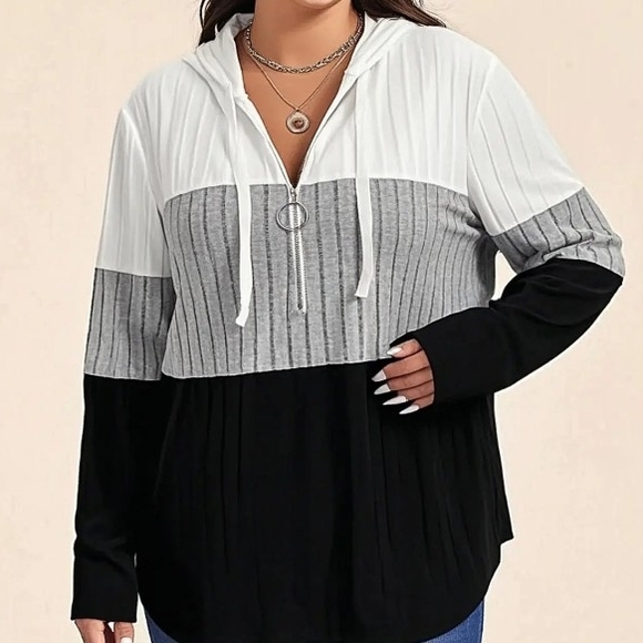 Unbranded Tops - Women’s Color Block Lightweight Half Zip Hoodie – Size XL